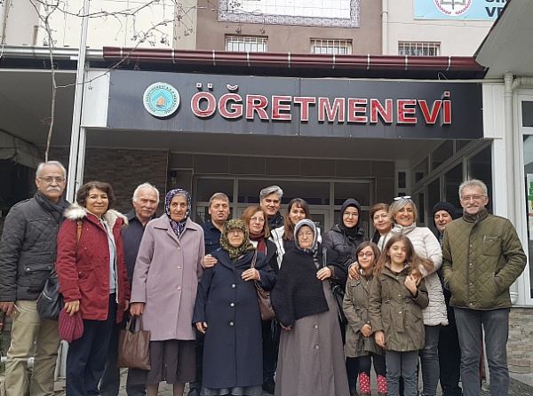 Bursa Yıldırım Ahmet Hamdi Tanpınar İlkokulu Yönetici ve Öğretmenlerinden Öğretmenevimize Ziyaret